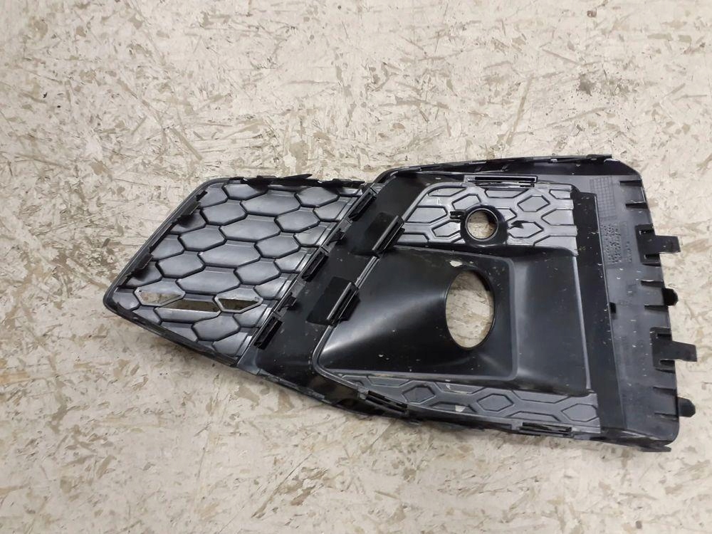 Решітка бампера права audi a5 8w6 lift s-line 8w6807682t Недорого