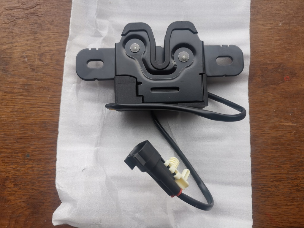 фото №1, Volvo xc60 2009-2013 замок капот кришки 31356005