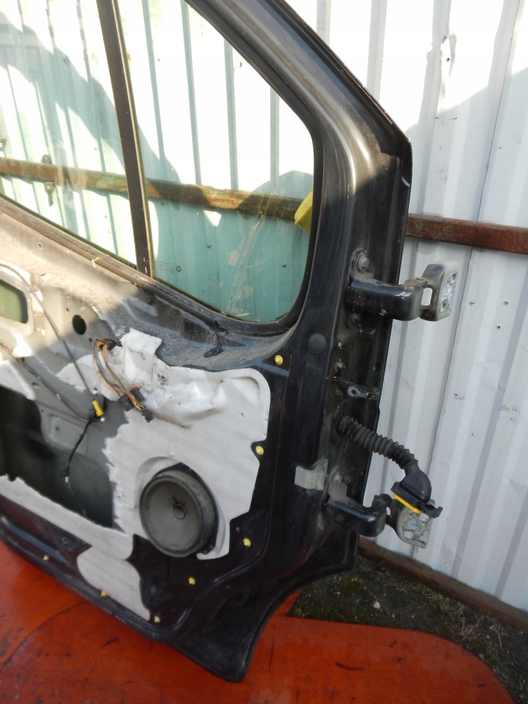 фото №16, Дверь левая перед trafic vivaro primastar 01-