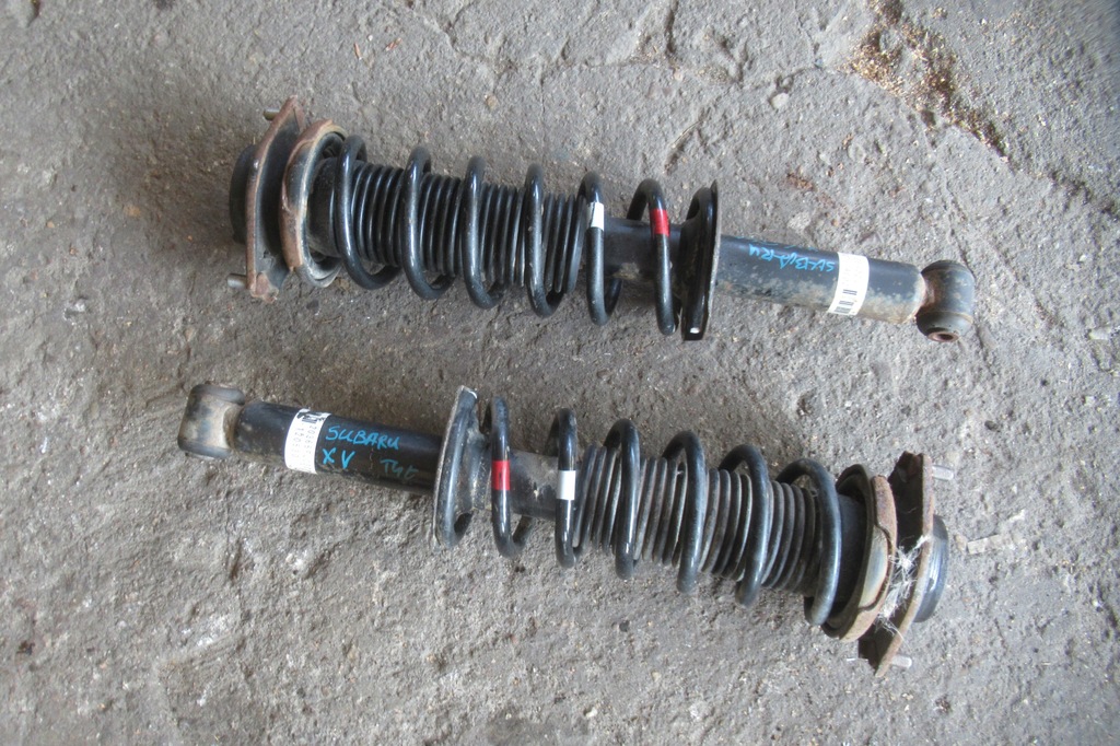 фото №1, Subaru xv 2.0d 12r амортизатор задняя 20365fj030