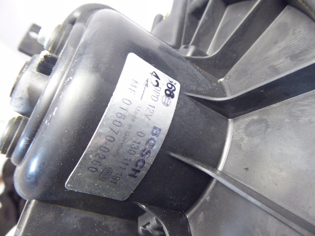 фото №3, Volvo s40 i 95r- повітродувка вентилятор корпус eu