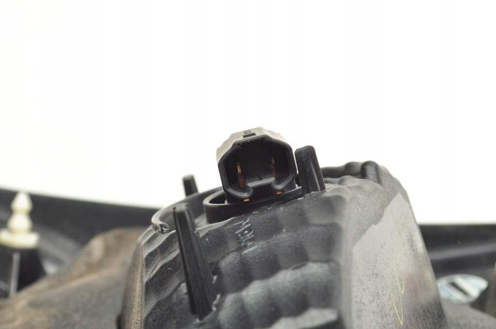 Suzuki vitara iii лампа левая задняя левый задний  w крышка 132-18097 Киев