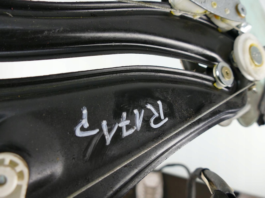 фото №11, Mercedes slk r171 підйомник скло правий задня