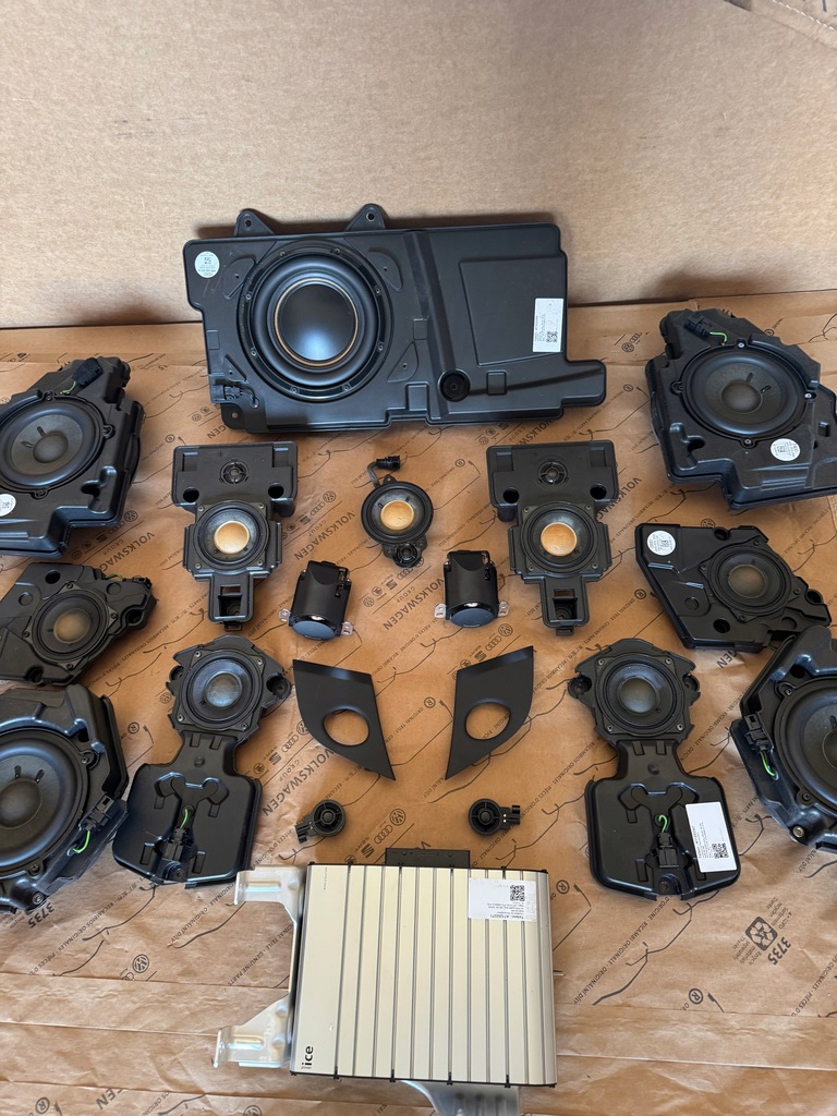 фото №8, Audi a8 s8 d4 lift long обшивки динамики усилитель 4h0035466 bang olufsen