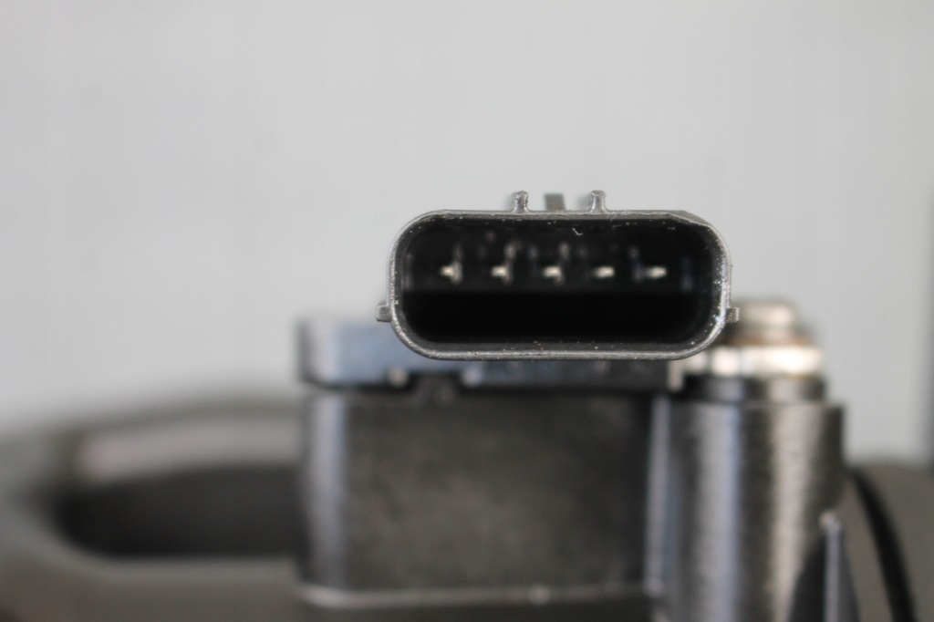 фото №8, Корпус фильтра воздуха honda insight ii 1.3 09-