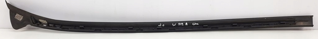 фото №4, Молдинг скло лобове права mercedes w212