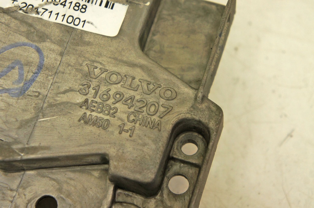 фото №6, Ql009 volvo v90 16- основа кронштейн домкрата передач 31694207