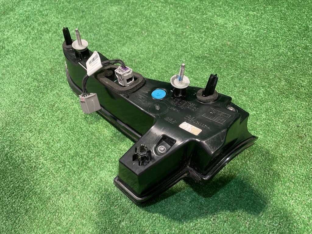 Ford mustang mach-e фара ліва задній задня w кришці  lj8b-13a603-a Доставка