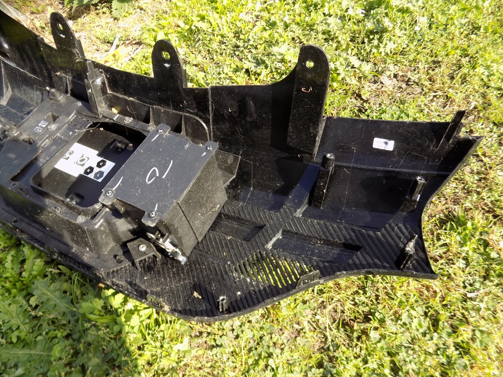 фото №6, Решітка радіатора решітка радіатора dacia spring 21-24rok 622568058r оригінал europa