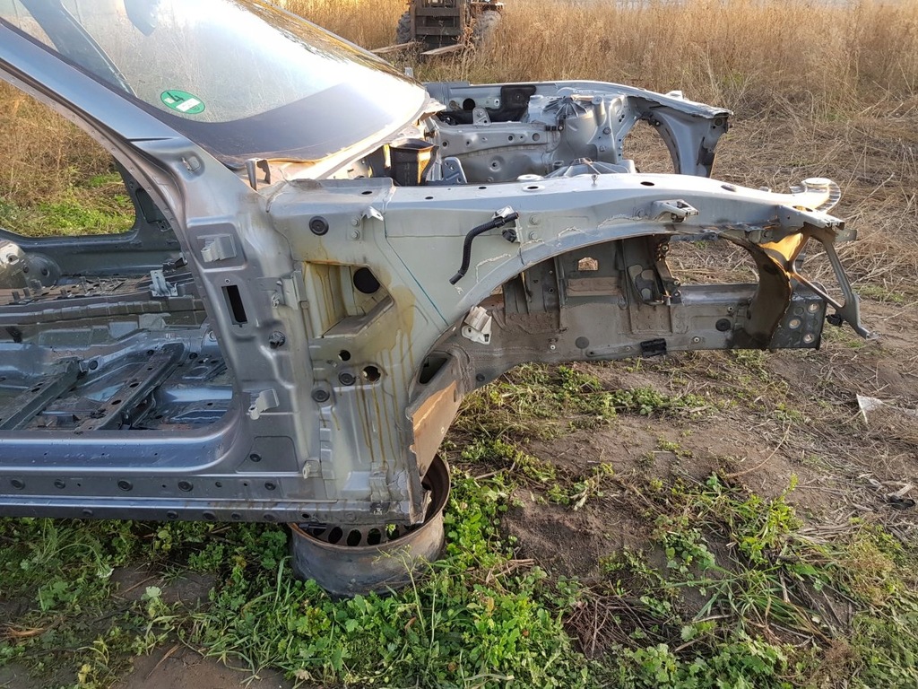 фото №1, Bmw 7 f01 f02 кузов четверть перед правая передняя правая a52