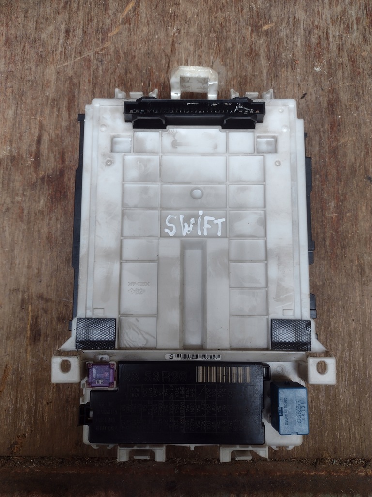 фото №1, Панель комфорта suzuki swift mk8 '20