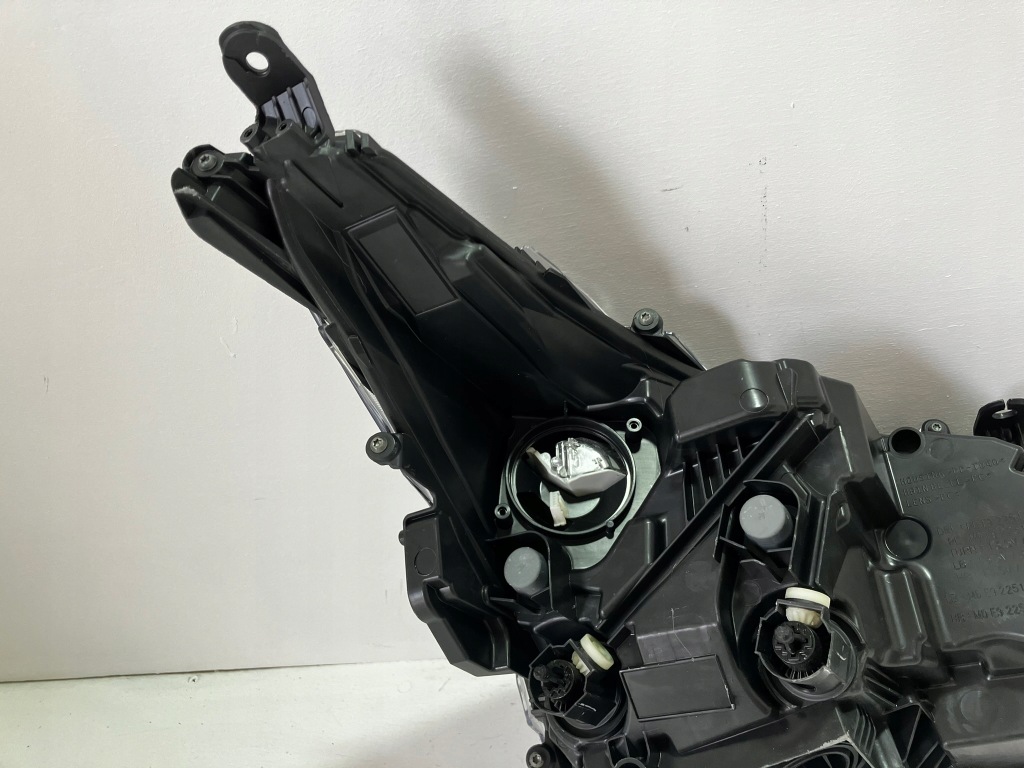 Corolla e21 фара левая перед full led без оснащения в Украине