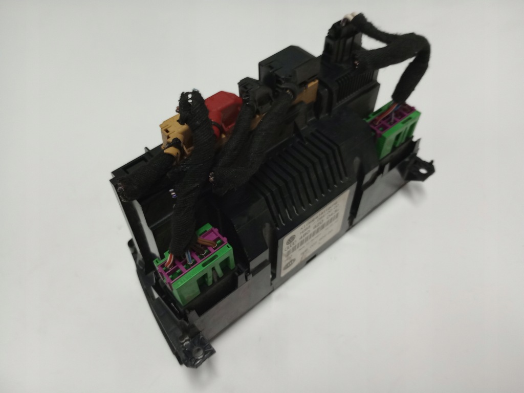 фото №12, Панель кондиціонера audi оригінальний номер 4b0820043l