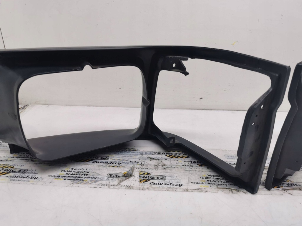 фото №7, Рамки лампа передних комплект toyota hiace 1990 816506-1 all/w/d/1