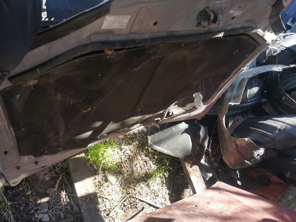 фото №2, Капот toyota avensis t22