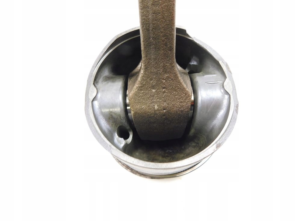 Поршень шатун mitsubishi l-200 pajero 3 2.5 td sport 4d56 01-07r Киев