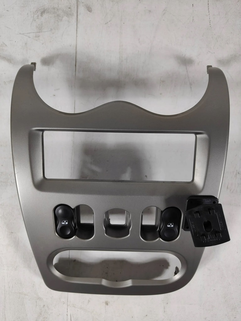 фото №5, Dacia sandero i 08- панель dekor середній панелі приладової панелі кнопки вікон