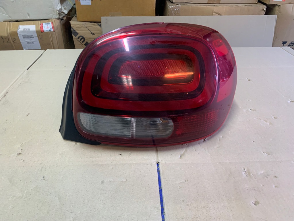 фото №1, Лампа задняя citroen c3 iii 3