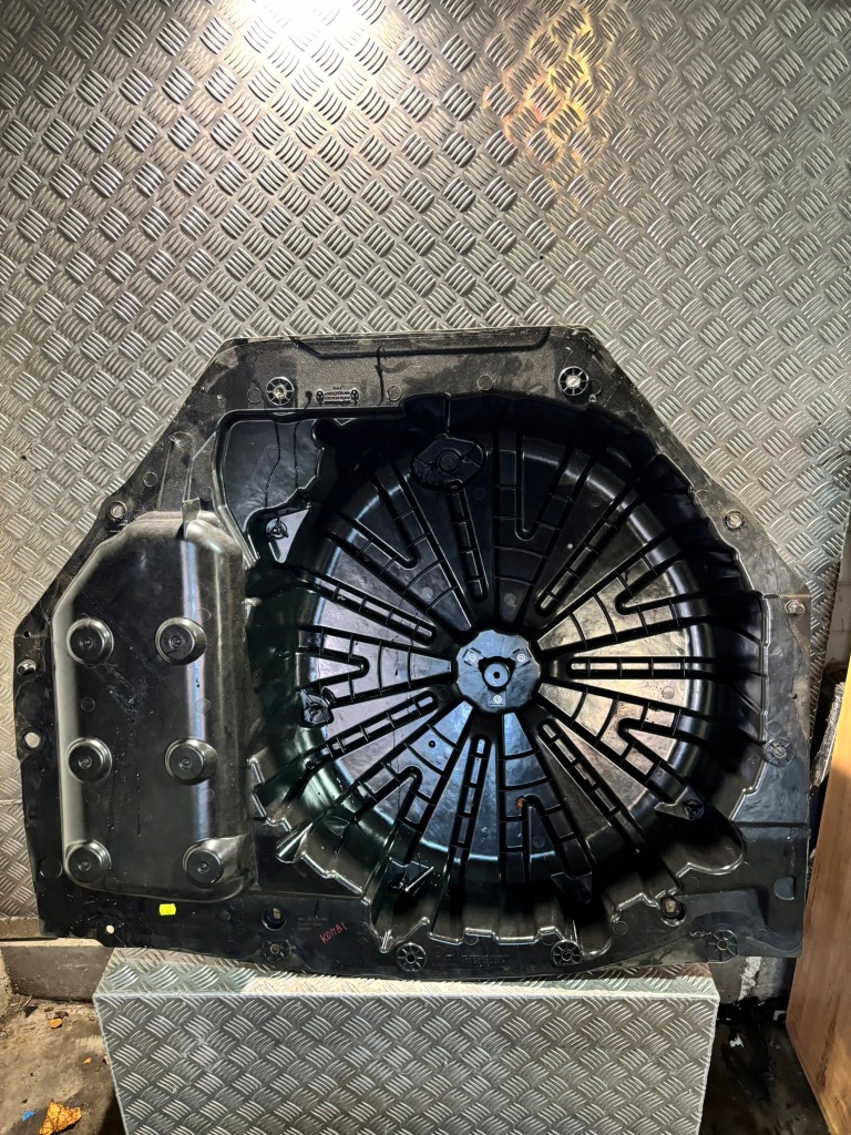 фото №1, Піддон підлога багажника багажника renault megane iv kombi 745144672r