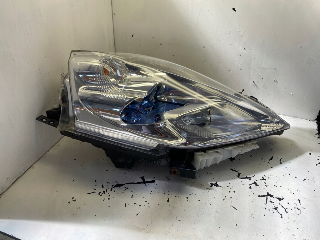 фото №1, Nissan leaf i лампа правый перед led 26010-3nl5a