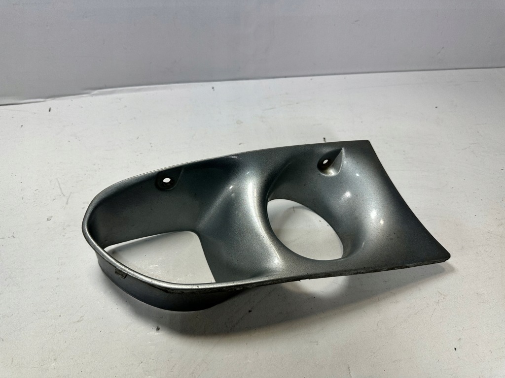 Купить Alfa romeo 156 решётка бампера правая 60631027