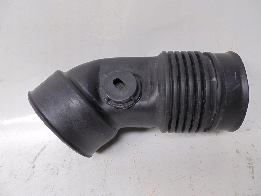 фото №1, Пабтрубок  шланг труба воздухозаборник воздуха citroen c4 3 iii 22r. 1,2 thp 1203241