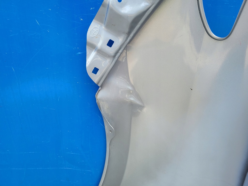 фото №8, Toyota auris ii 12-18 2012-2018 крила правий передній