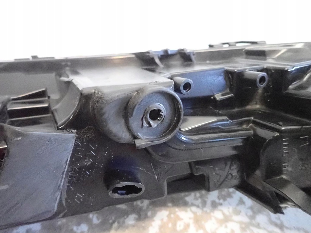 фото №11, Противотуманная фара правый led drl peugeot iii 308 t10 2021-