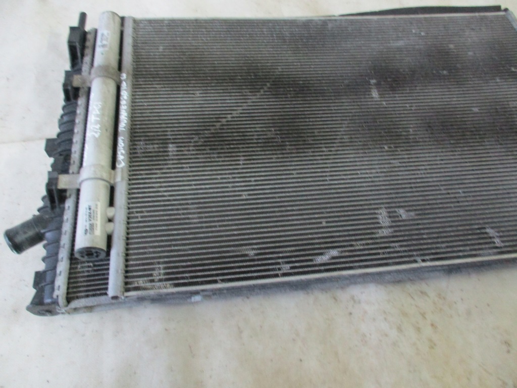 Радіатор води кондиціонер кондиціонера ford transit mk8 2,2 tdci bk21-19710-ab в Україні
