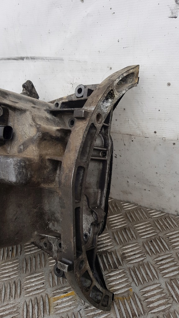 фото №10, W211 w203 2.2 cdi піддон піддон масляна 6110140602