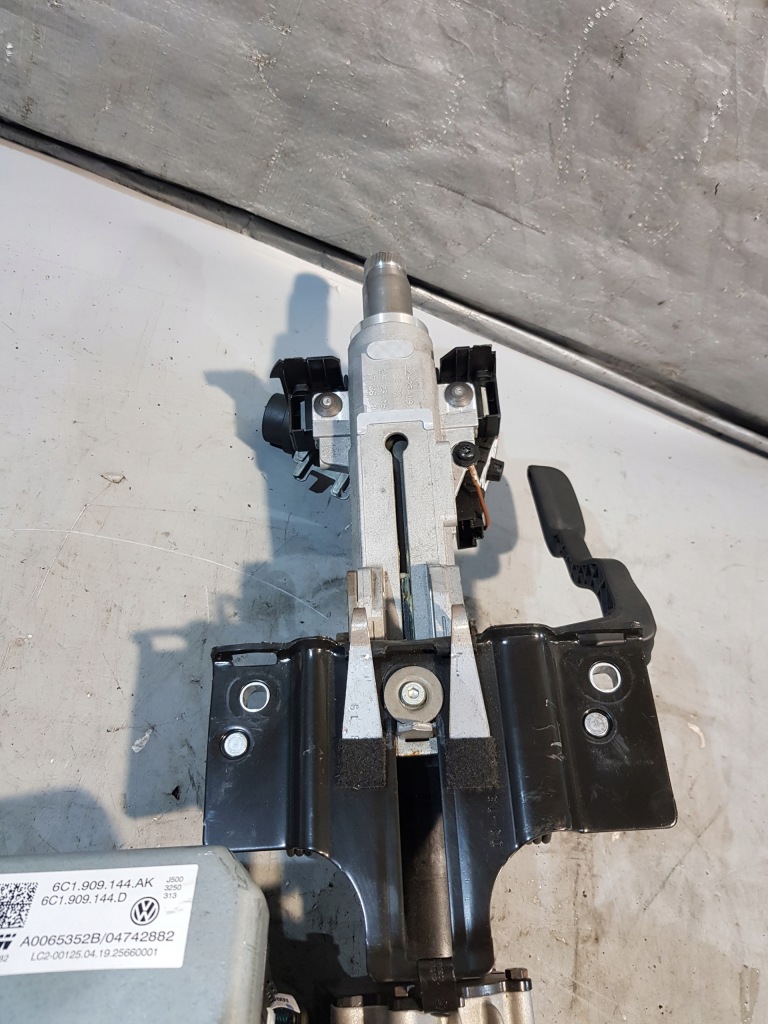 фото №11, Підсилювач електричний колонка замок запалювання skoda fabia iii eu + 2 ключі