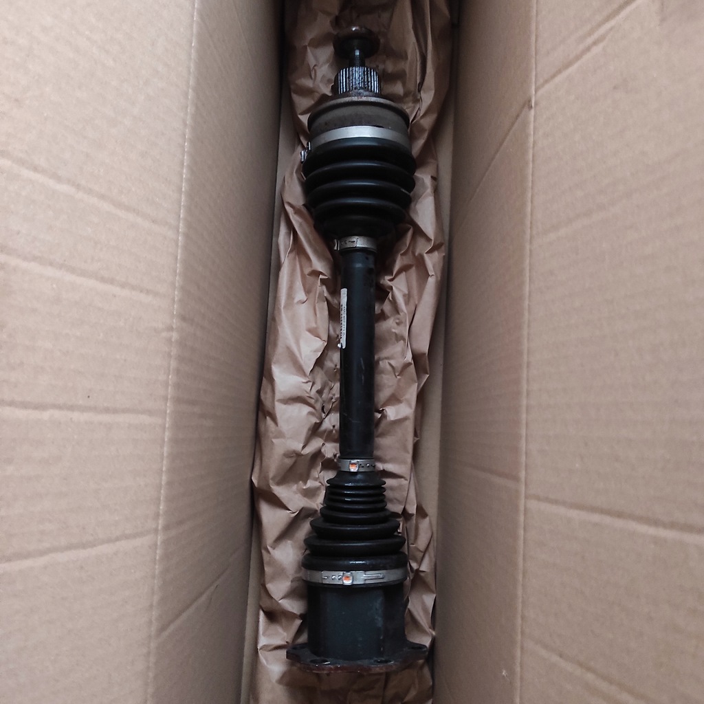 фото №1, Привідний вал передня права ліва audi q7 4m0407271d