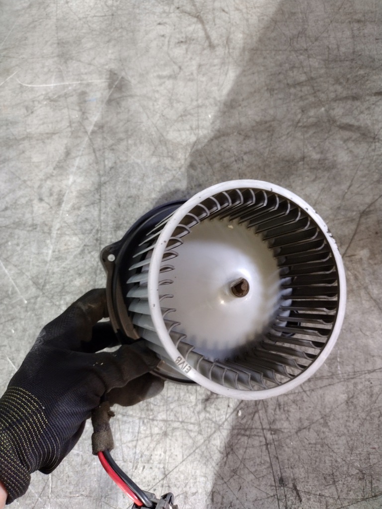 фото №4, Воздуходувка hyundai i30 i 1.6 cdri