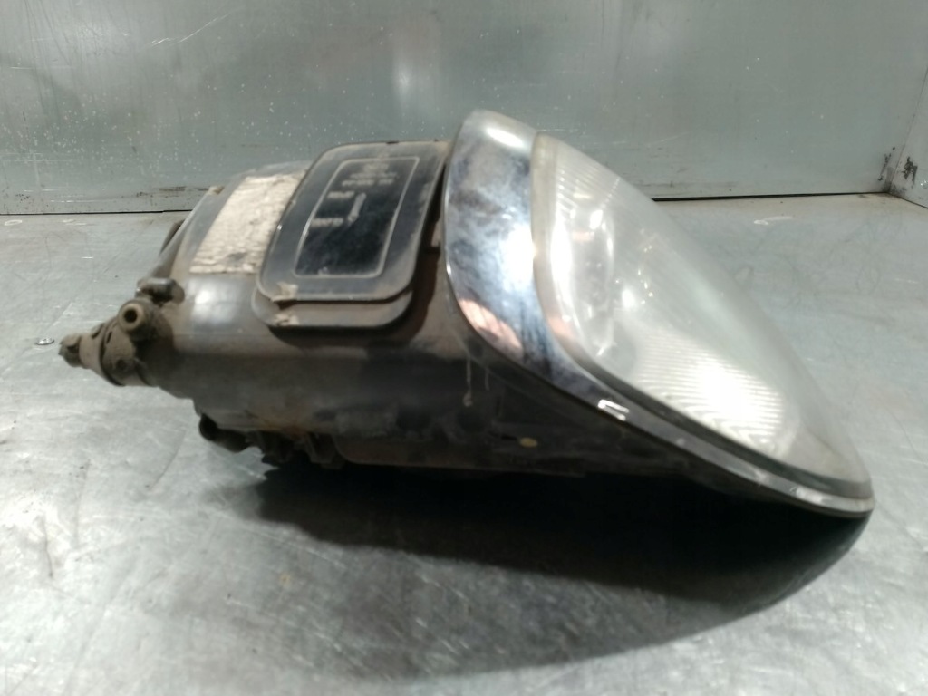 фото №9, Лампа перед левая lancia thesis 155362-00 154925-00