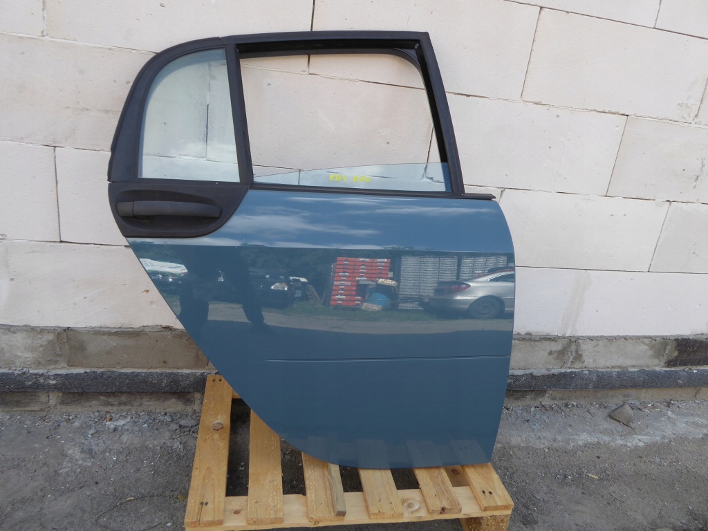 Купить Smart for four 454 дверь задняя правое  eb4 ea0