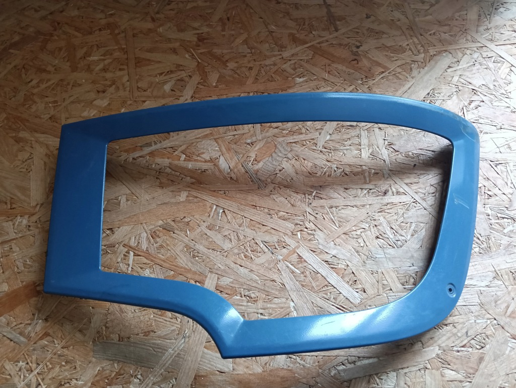 фото №1, Рамка лампы перед правый a9608260059 mercedes actros