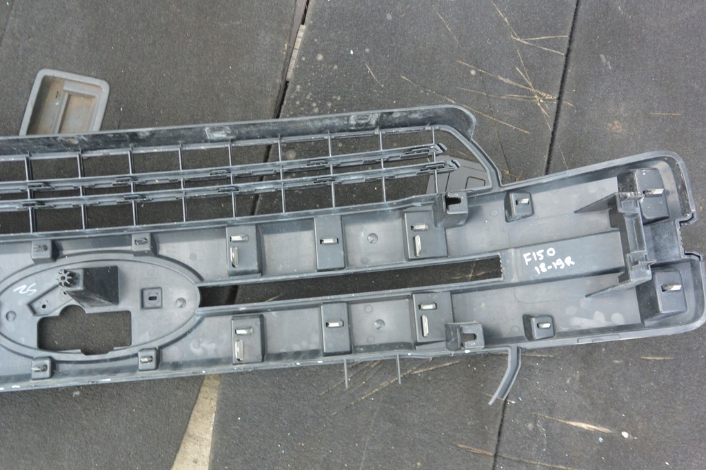 фото №16, Решітка радіатора решітка радіатора бампера перед ford f150 18-20