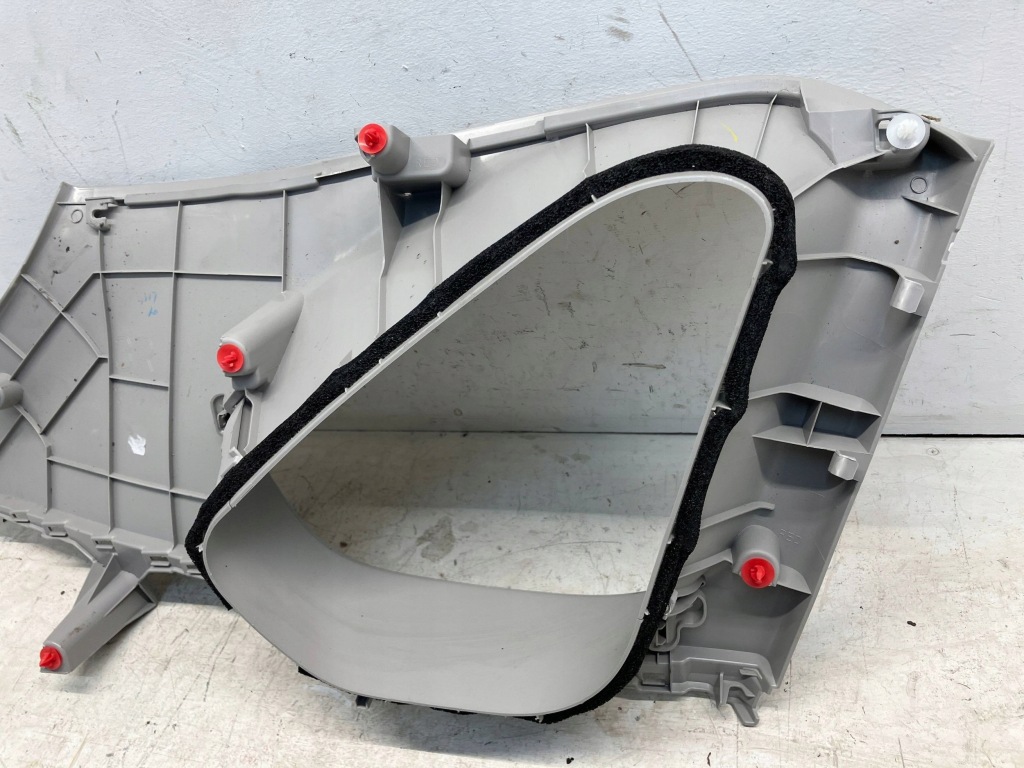 фото №8, Rav4 v защита стойка заднего правый задняя серая царапины