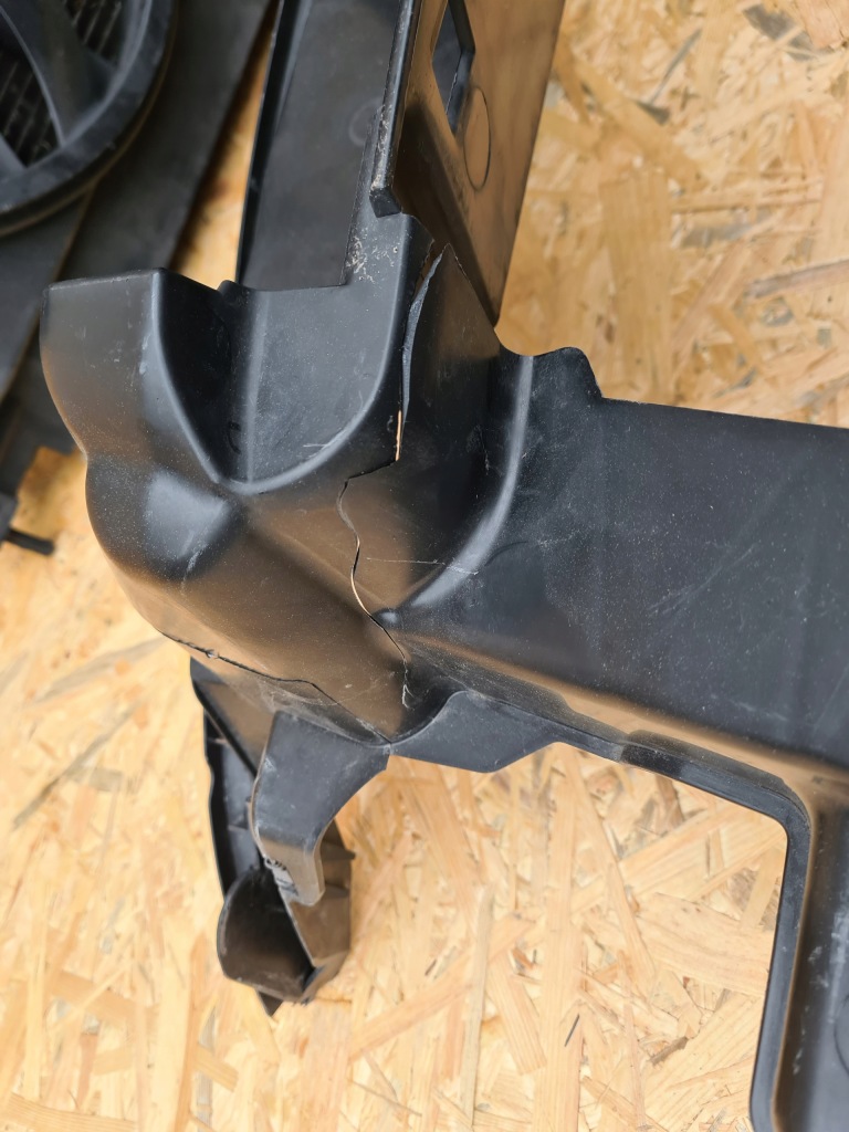 фото №7, Peugeot 3008 1 i 13- pas передний перед 2.0 передняя панель