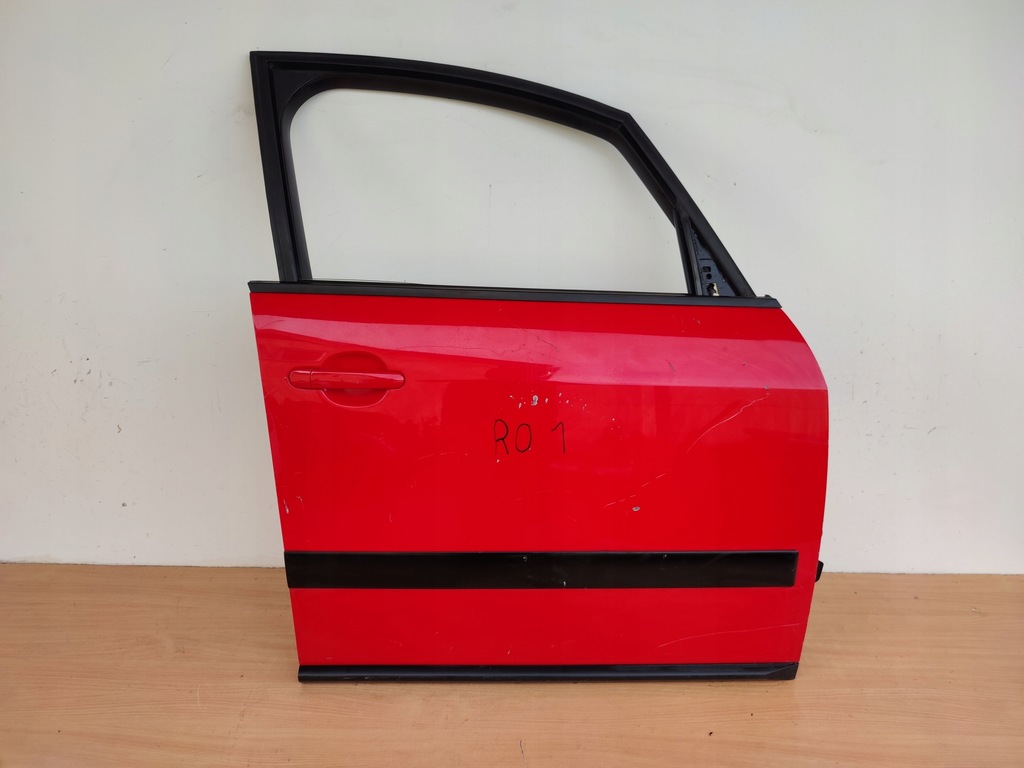 фото №1, Audi a2 8z0 праве двері перед електричний оригінал