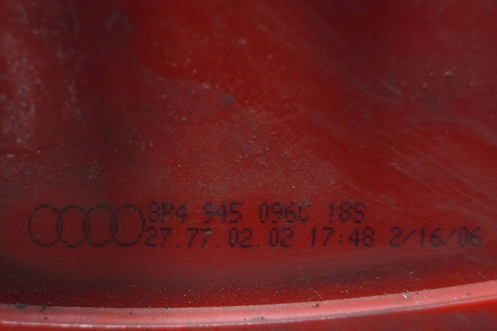 фото №16, Audi a3 8p лампа права задня s2064