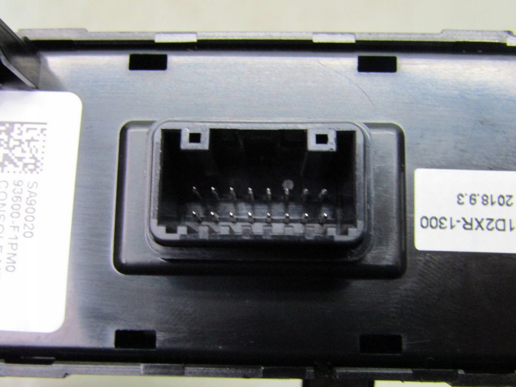 фото №9, Sportage iv lift 19r панель перемикач авто тримати pdc гальма 93600-f1pm0