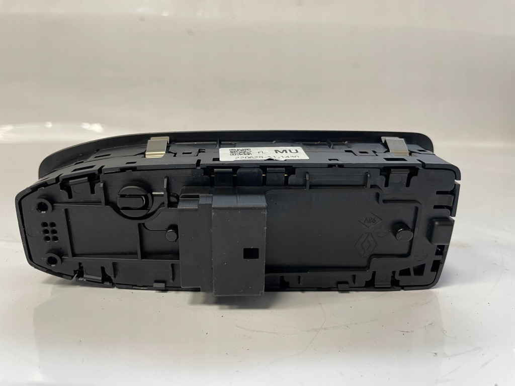 фото №11, Renault arkana перемикач вікон лівий перед 254102693r