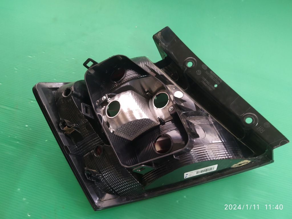 фото №8, Лампа правая задняя skoda fabia iii kombi 6v9945096