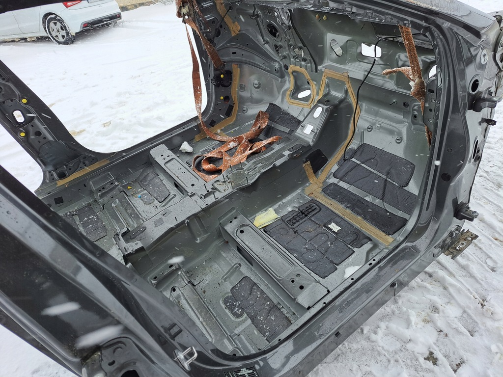 фото №3, Ford focus mk4 четверть левая перед