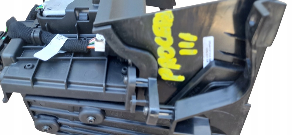 фото №7, Зарядний пристрій індукційна kia proceed iii gt lift