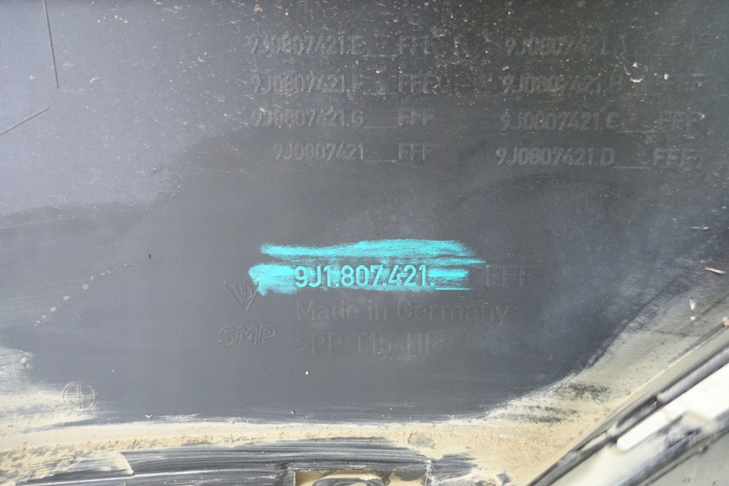 фото №10, Porsche taycan 9j1 бампер задняя задний 9j1807421