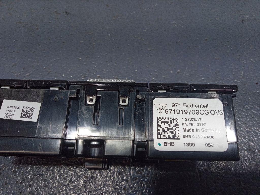 фото №5, Porsche panamera 971 перемикач обігріву сидінь 971919709c