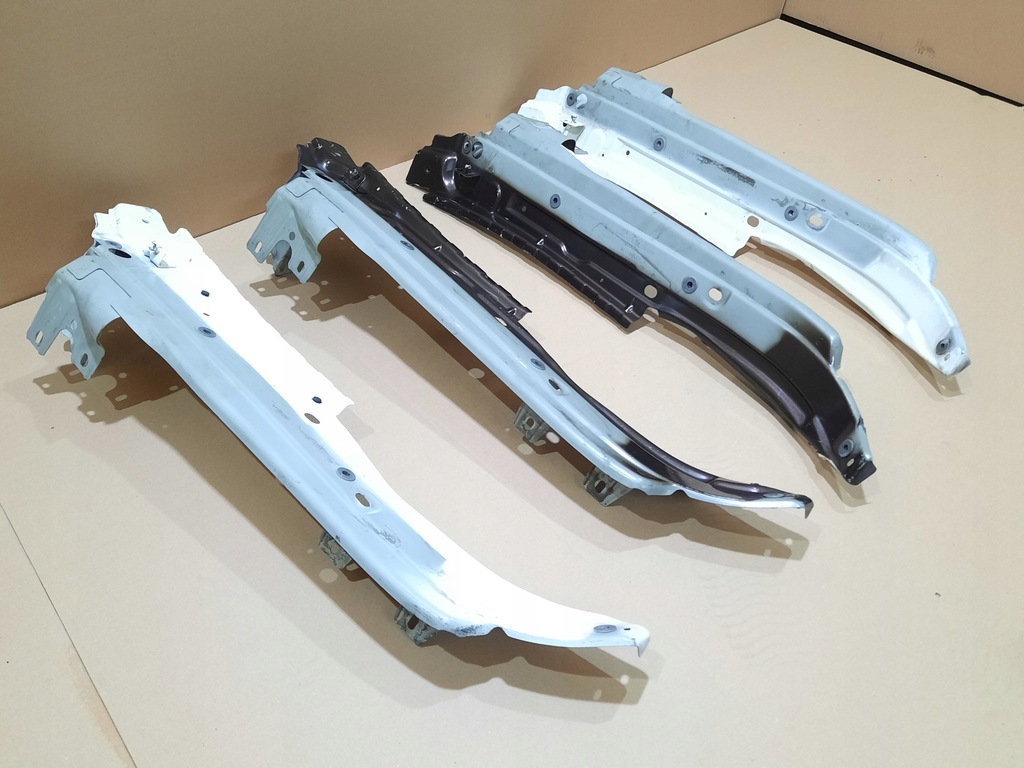 фото №8, Audi q7 підсилювач крила 4l0805175 4l0805176a