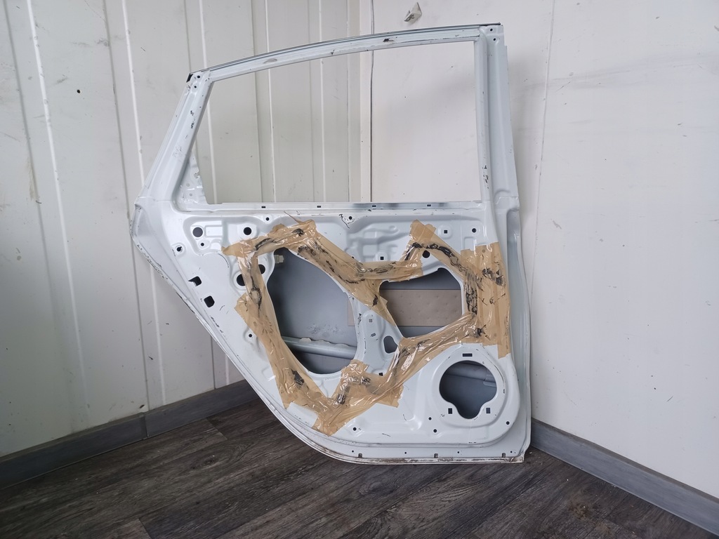 фото №14, Дверь ---- honda civic xi 2022 - ---- задние левая -----